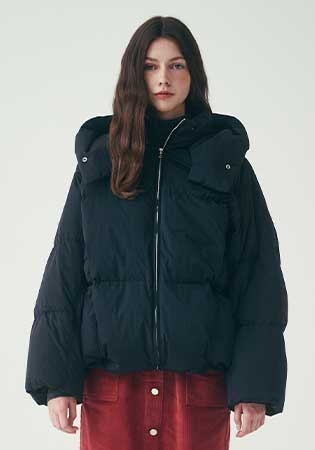 SAC 로고 후드 패딩 점퍼 블랙 4W234H002