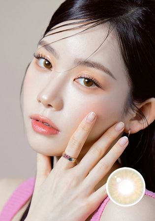 아뮤즈 브라운