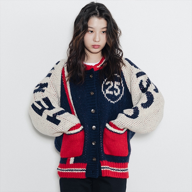 [소리소리옷장pick✨] 팀 디스코 그래픽 코위찬 가디건_네이비