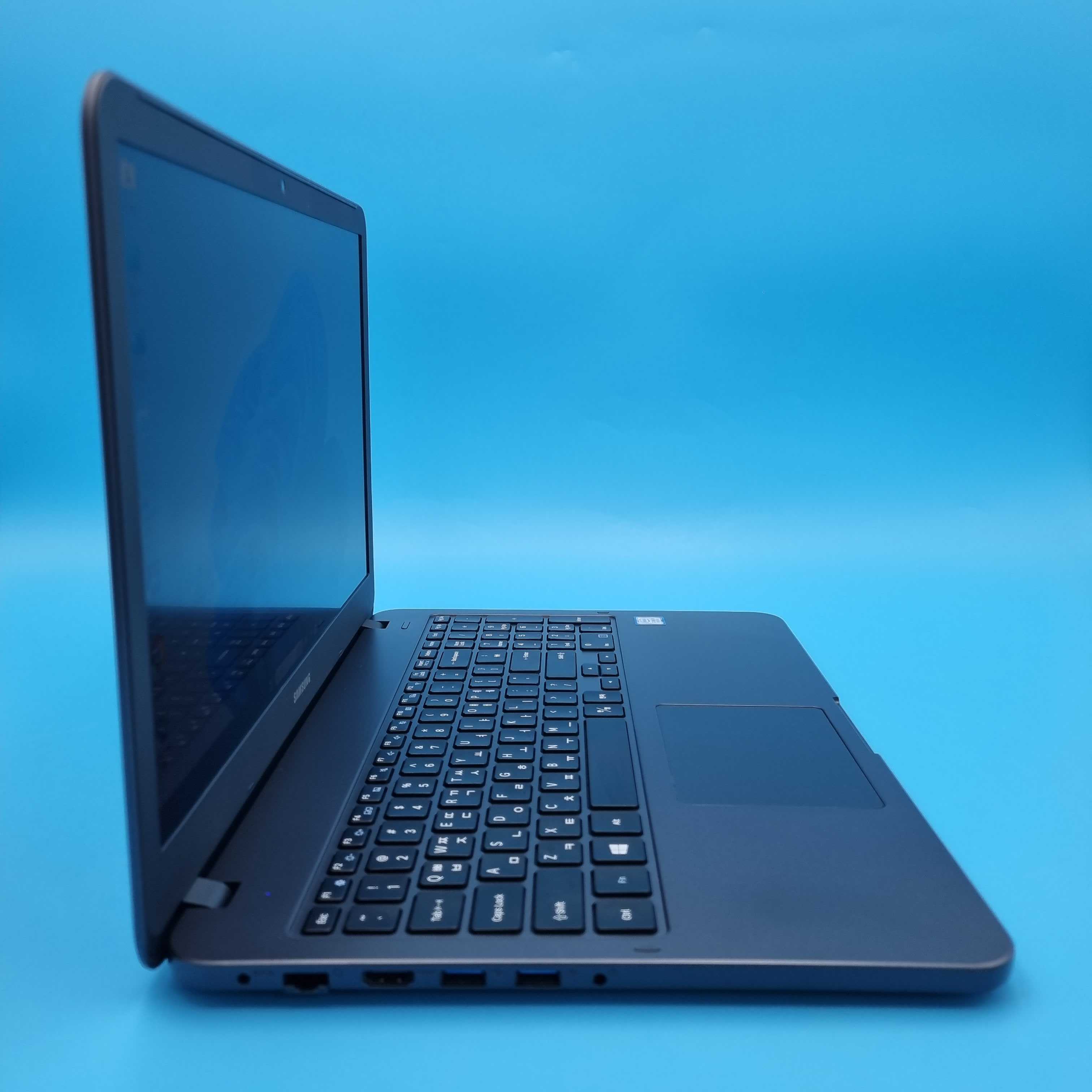 삼성 i7/i5 8TH RAM 16GB UHD 그래픽 756GB 슬림 대용량 15.6인치 WIN11 PRO