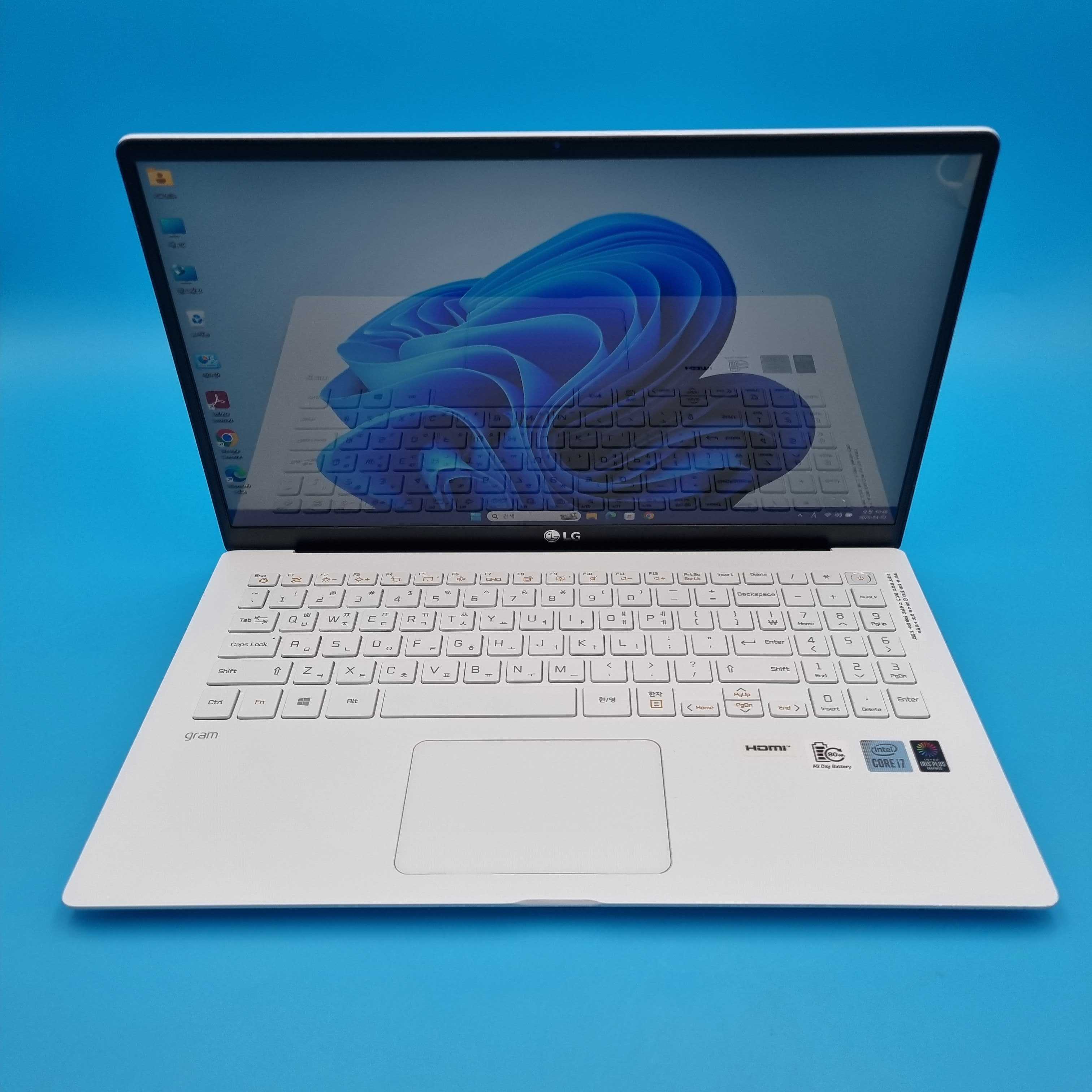 [*그램풀박스패키지]LG 15.6인치 화이트/그레이 그램 i7 10TH RAM 16GB 최신형 아이리스 512GB 최신형 초고사양 WIN11 PRO