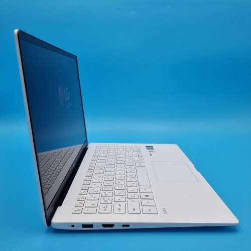 [*그램풀박스패키지]LG 15.6인치 화이트/그레이 그램 i7 10TH RAM 16GB 최신형 아이리스 512GB 최신형 초고사양 WIN11 PRO