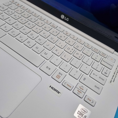 [*그램풀박스패키지]LG 14인치 스노우화이트 아이리스 i7/i5 10TH RAM 16GB 최신형 SSD 512GB 995g 대용량 배터리 화이트 C-TYPE 그램 WIN11 PRO