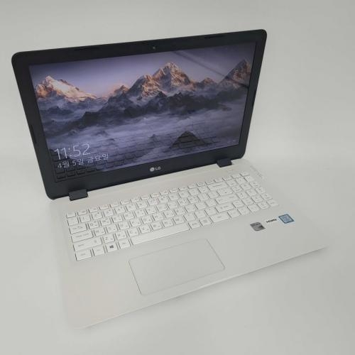 LG 울트라 i7 CPU RAM 16GB GeForce 그래픽 15.6인치 노트북