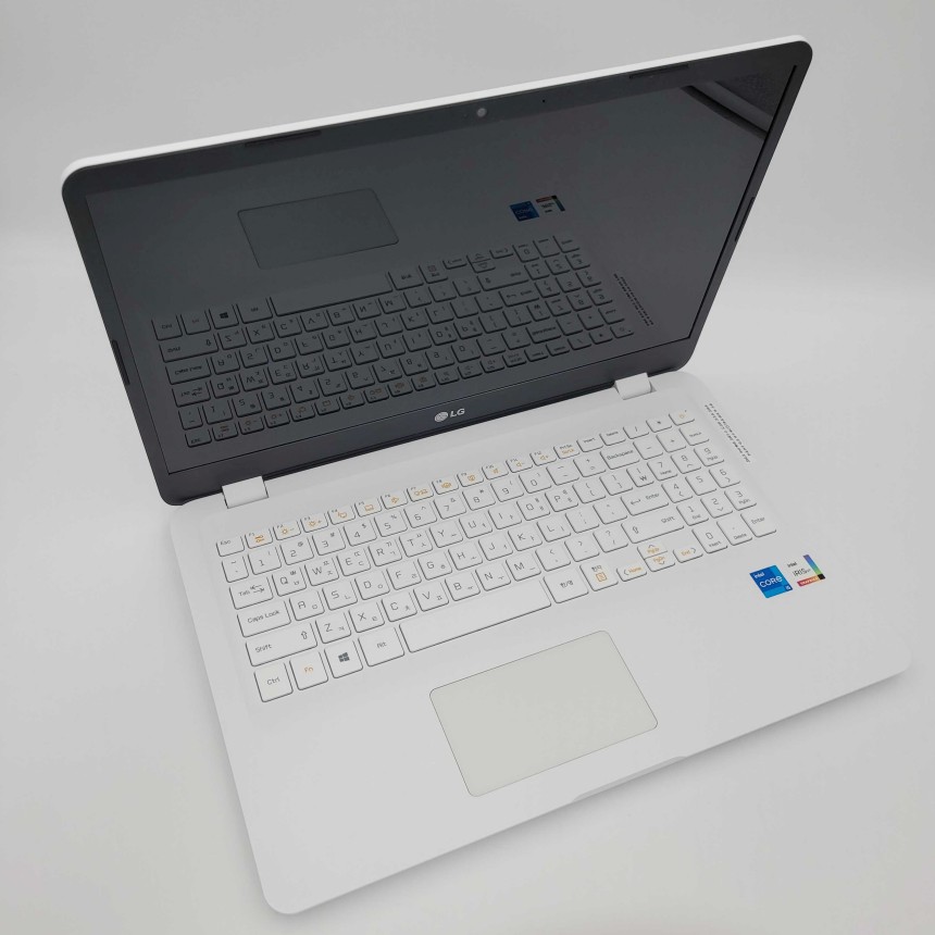 LG 울트라 화이트 i5 11TH Iris Xe 15.6인치 노트북