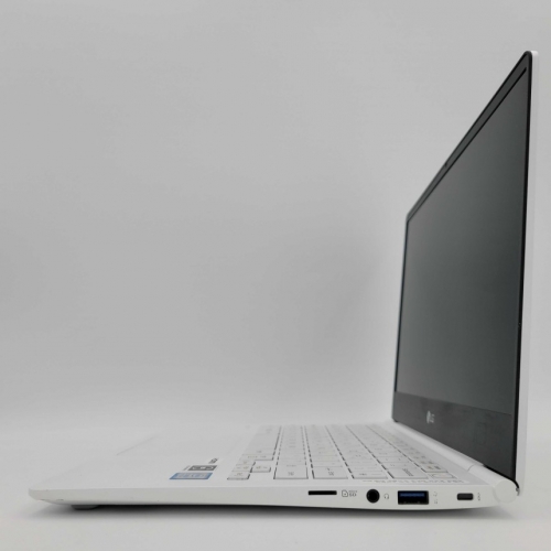 LG 13그램 i5 8TH 0.8Kg 초경량 화이트 노트북