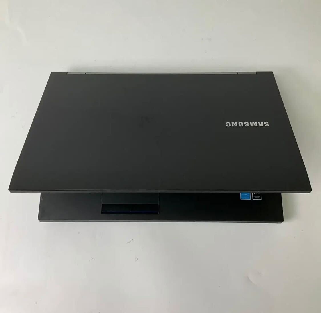 삼성 i5 블랙 스퀘어 골드 프리미엄 15.6인치 노트북