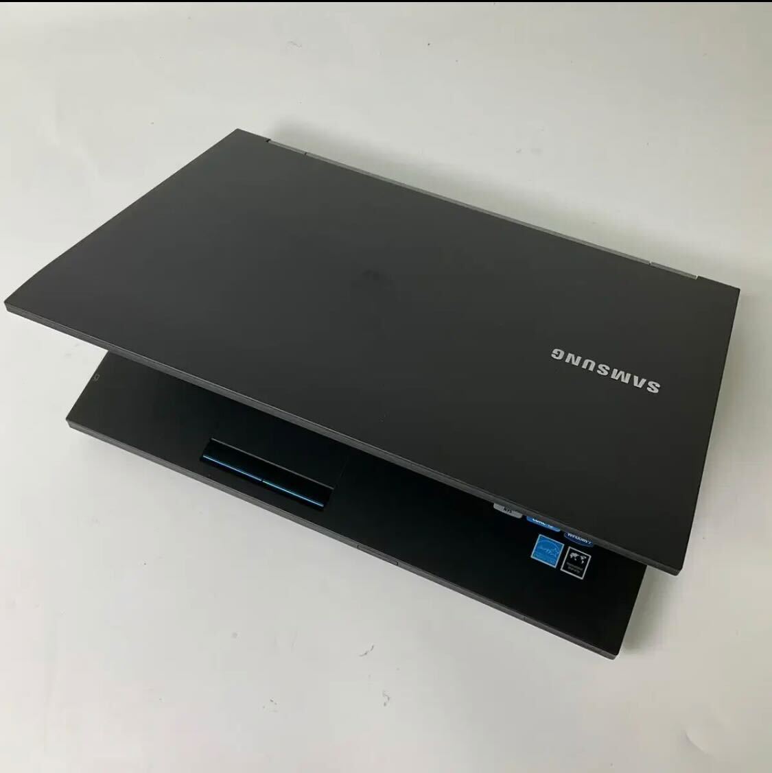 삼성 i5 블랙 스퀘어 골드 프리미엄 15.6인치 노트북