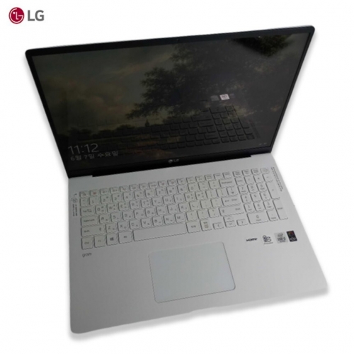 LG 17인치 그램 i7 11TH Iris Xe 그래픽 초고화질 대화면 노트북