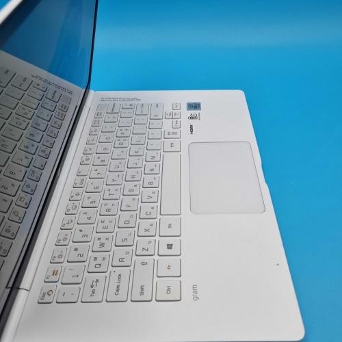 LG 14인치 그램 i7 10TH RAM 16GB 0.9Kg 초경량 노트북