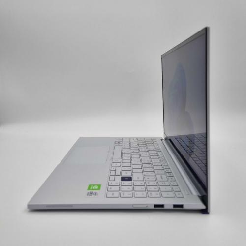 [갤럭시북풀박스패키지]리퍼비시 삼성 갤럭시북 이온 i7/i5 10TH RAM 16GB UHD GRAPHics 15.6인치 리퍼 노트북