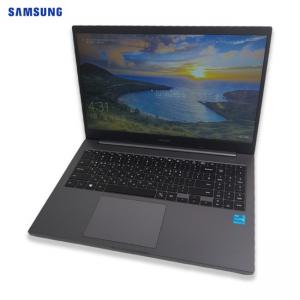 삼성 i5 11TH RAM 16GB Iris Xe 1.2TB 대용량 15.6인치 노트북