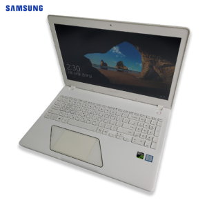 삼성 화이트 i5 HQ RAM 16GB GTX 1050 1.5TB 15.6인치 게이밍 노트북