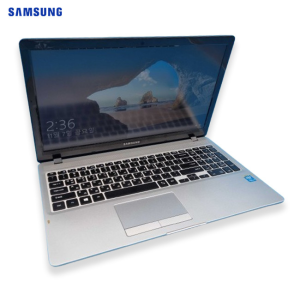 삼성 블랙실버 투톤 756GB 15.6인치 노트북