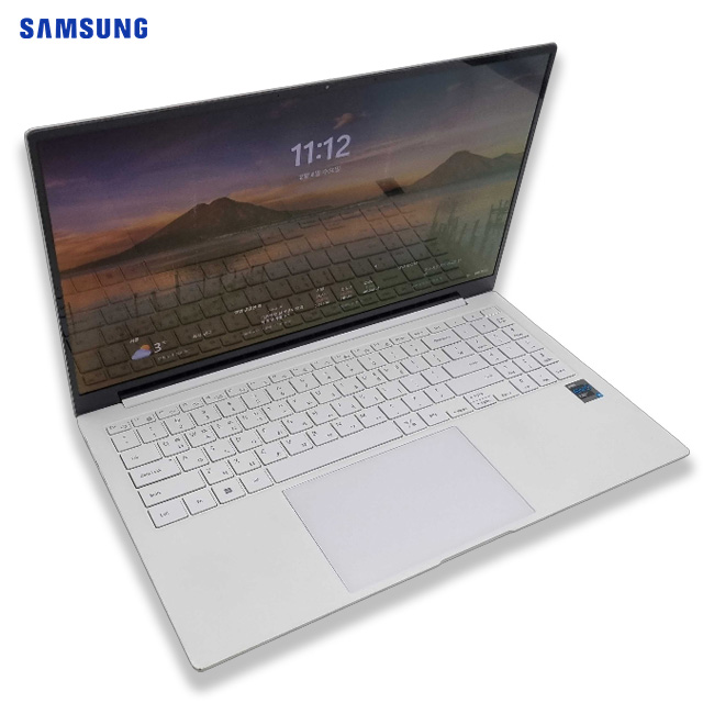 [갤럭시북풀박스패키지]리퍼비시 삼성 갤럭시북 프로 i5 11TH RAM 16GB Iris Xe 512GB 15.6인치 고사양 리퍼 노트북