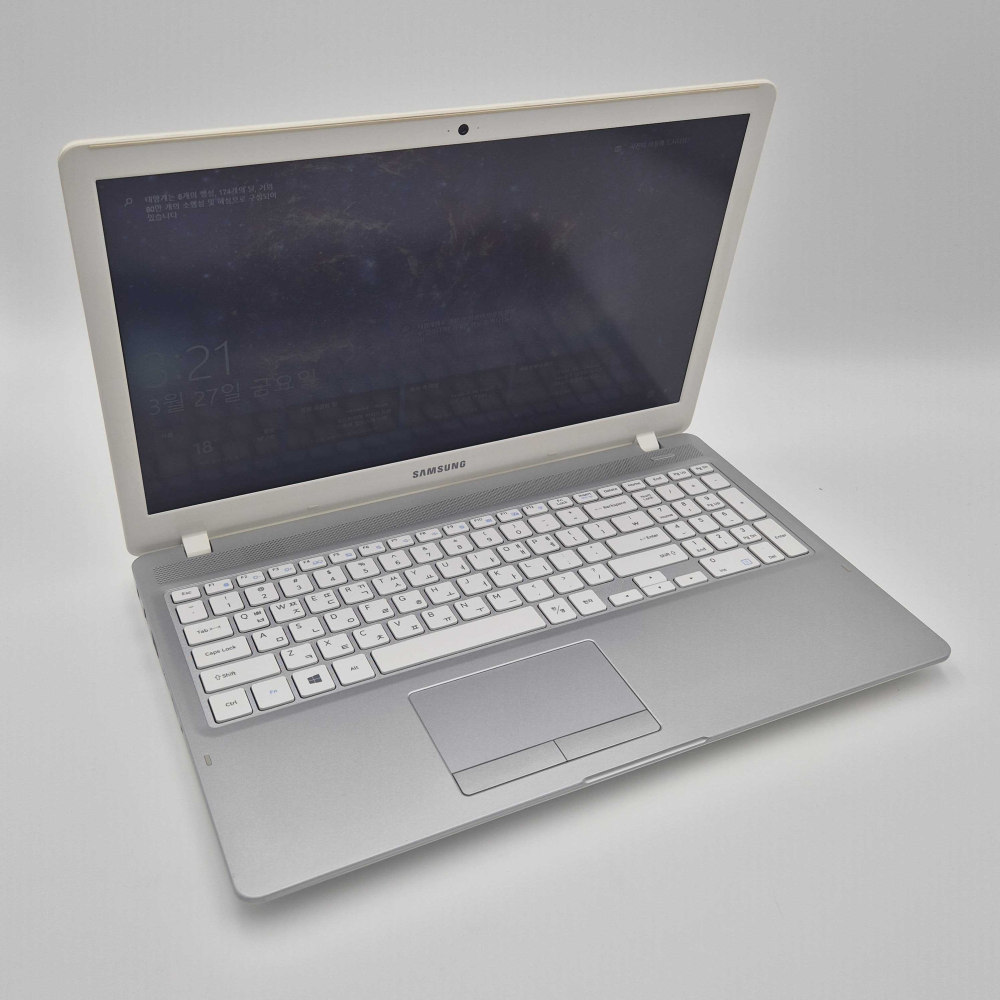 리퍼비시 삼성 i5 CPU GeForce 그래픽 756GB 15.6인치 리퍼 노트북