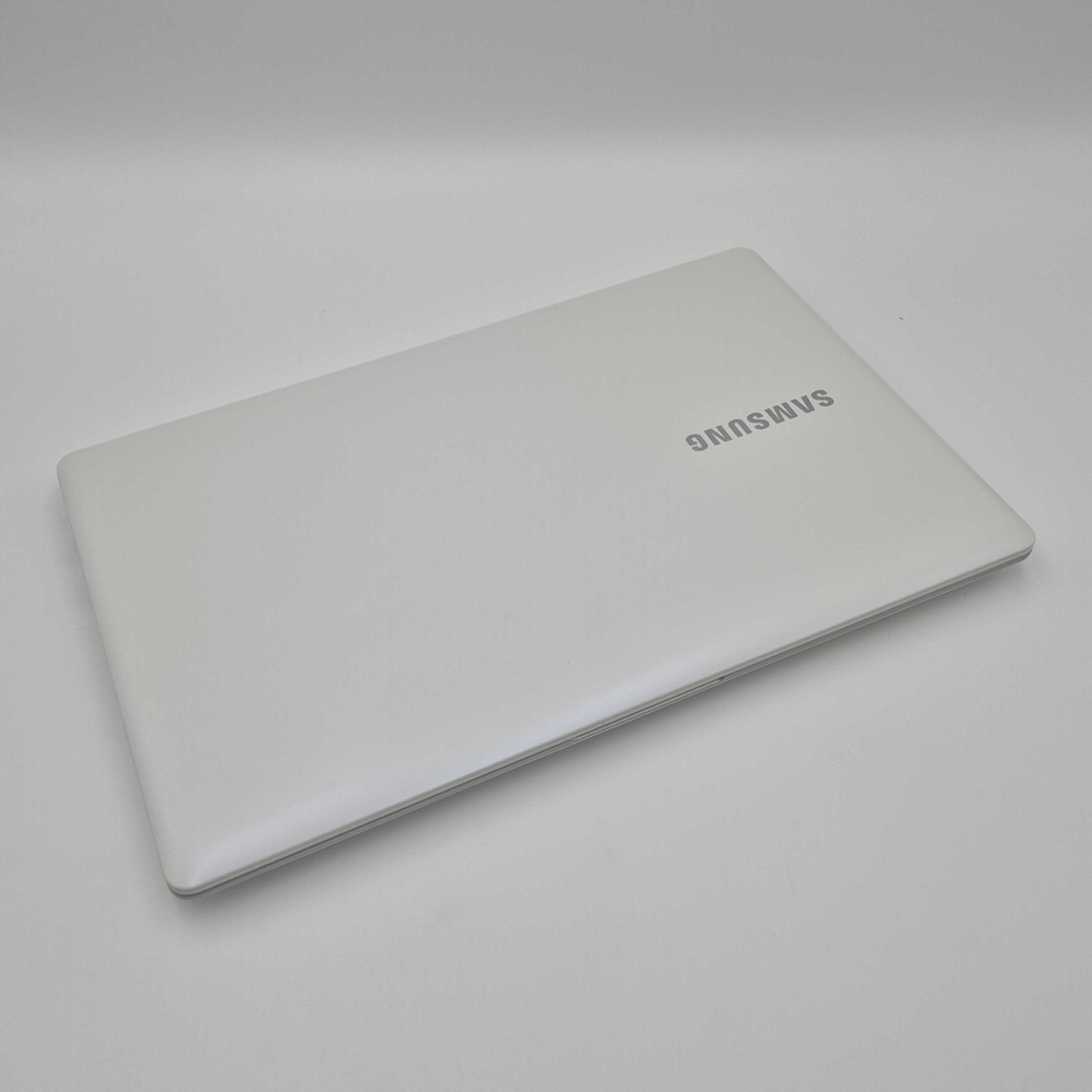 리퍼비시 삼성 i5 CPU GeForce 그래픽 756GB 15.6인치 리퍼 노트북