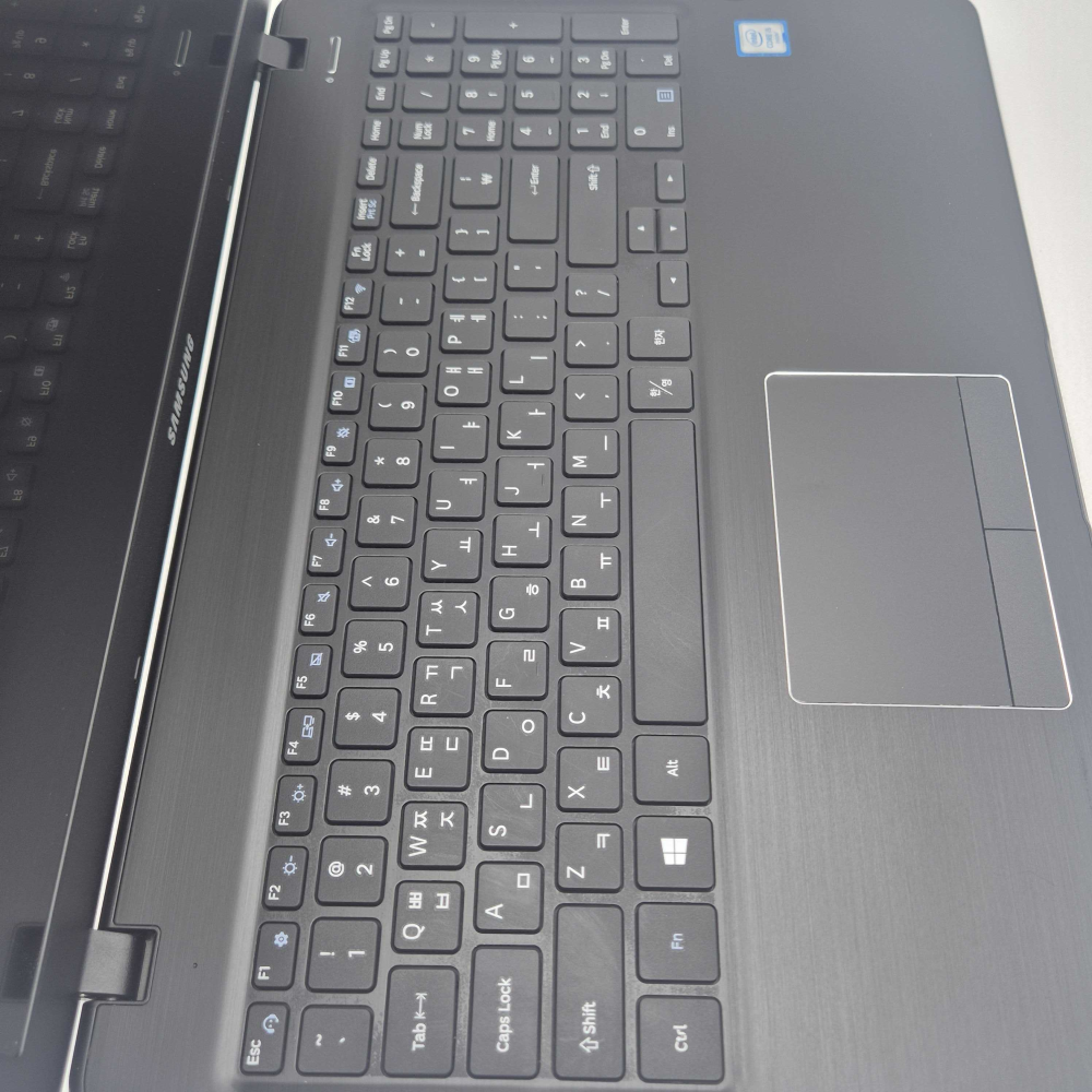 리퍼비시 삼성 i5 CPU RAM 16GB 756GB 15.6인치 고사양 리퍼 노트북