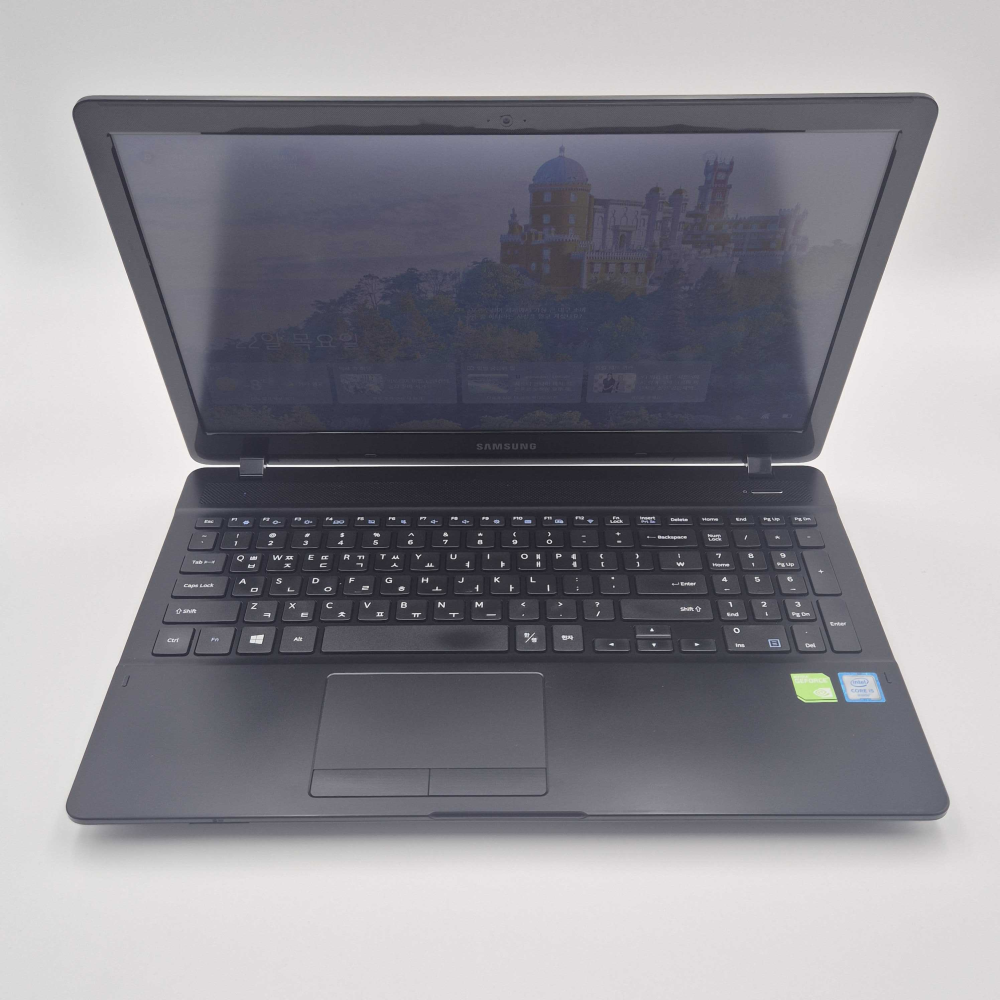 리퍼비시 삼성 i5 HQ RAM 16GB GeForce 그래픽 15.6인치 리퍼 노트북