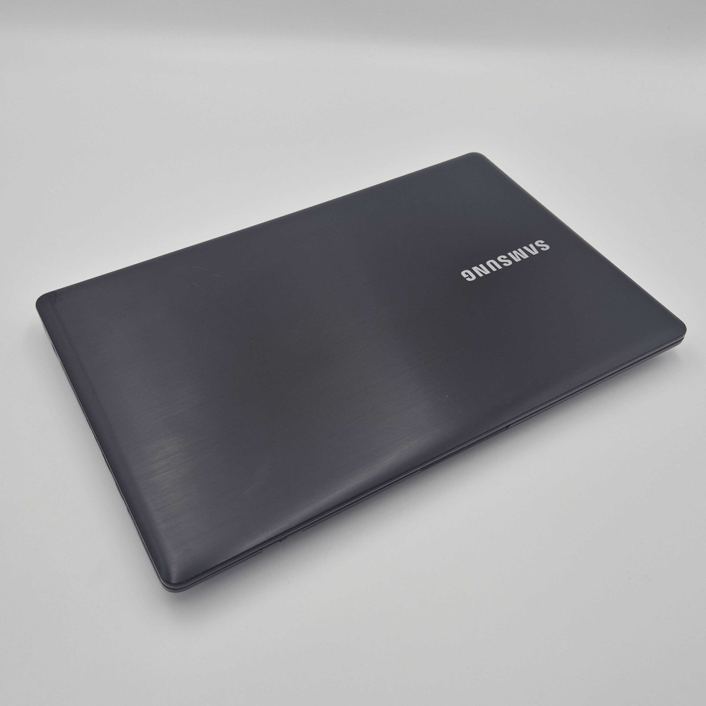 리퍼비시 삼성 i5 HQ RAM 16GB GeForce 그래픽 15.6인치 리퍼 노트북