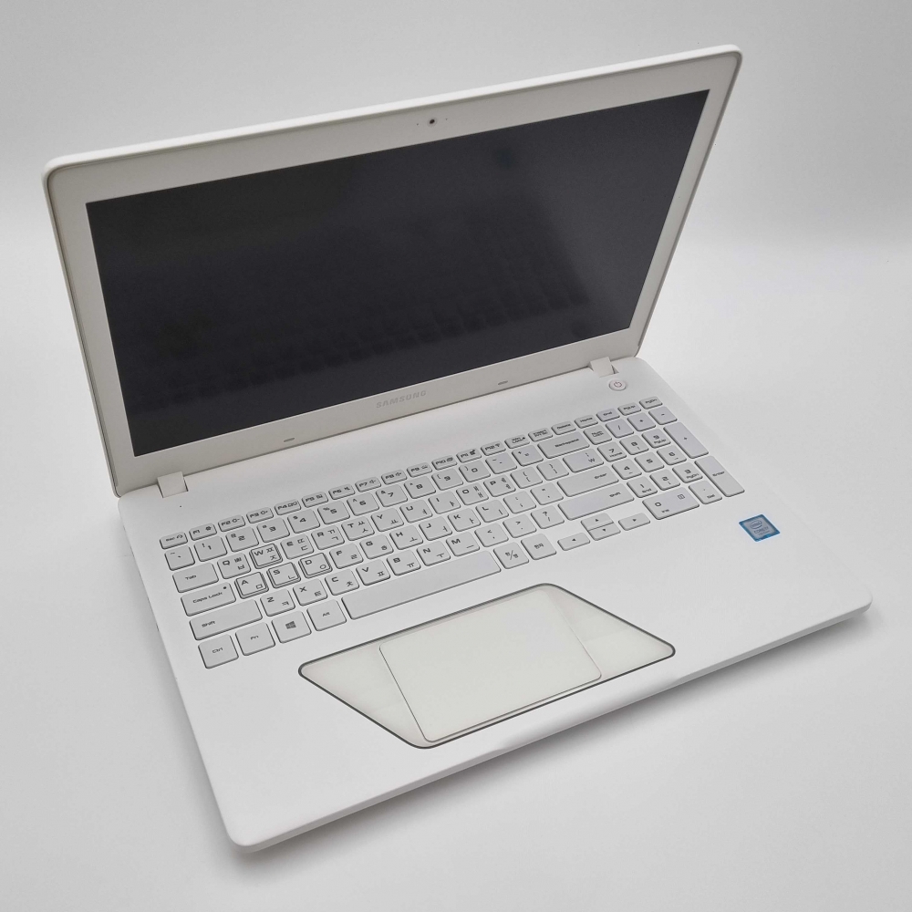 리퍼비시 삼성 오디세이 i7 HQ RAM 16GB GTX 1050 1.2TB 15.6인치 고사양 게이밍 리퍼 노트북