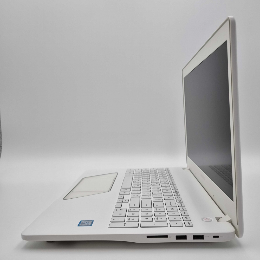 리퍼비시 삼성 오디세이 i7 HQ RAM 16GB GTX 1050 1.2TB 15.6인치 고사양 게이밍 리퍼 노트북