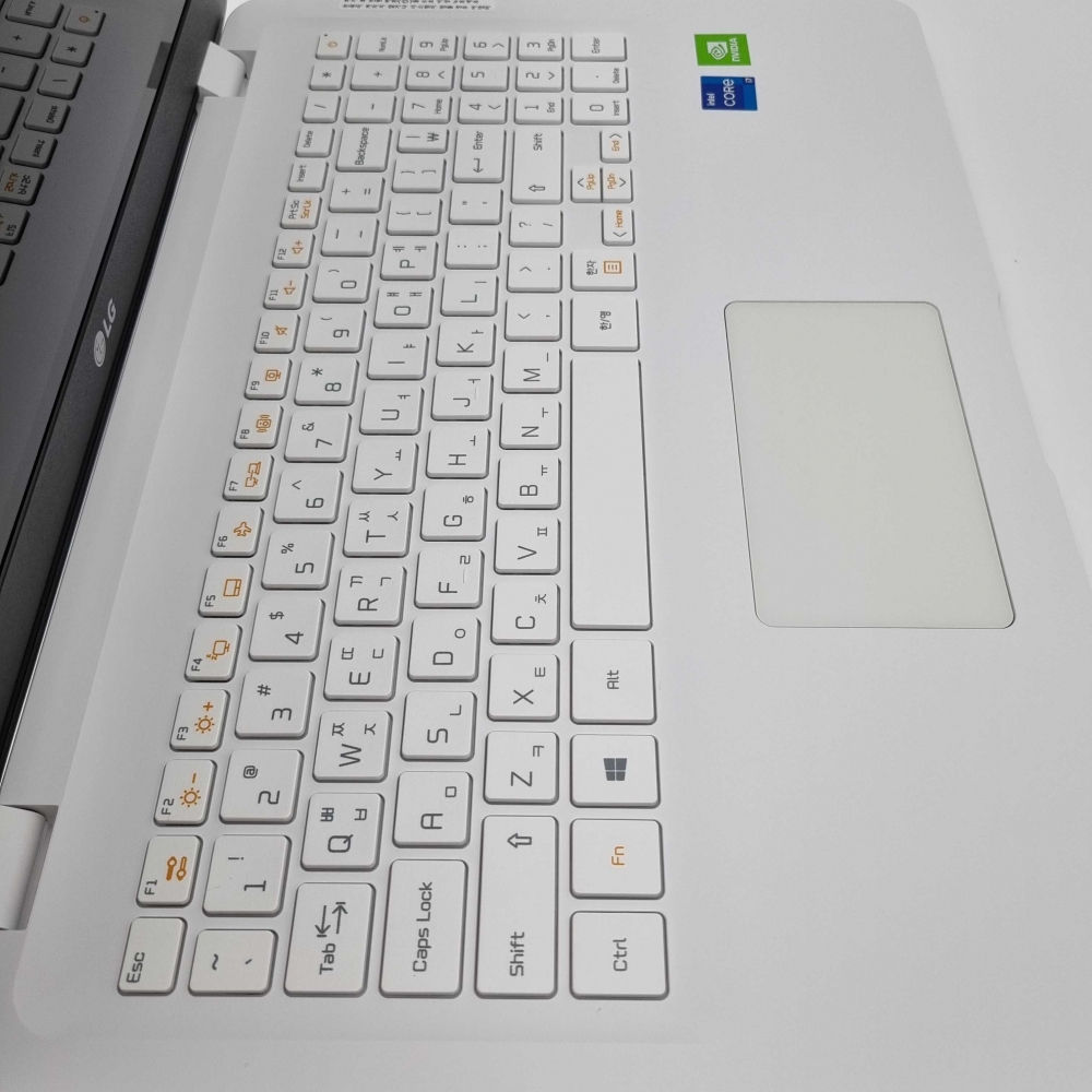 리퍼비시 LG 울트라 i7 RAM 16GB GeForce 512GB 15.6인치 고사양 리퍼 노트북