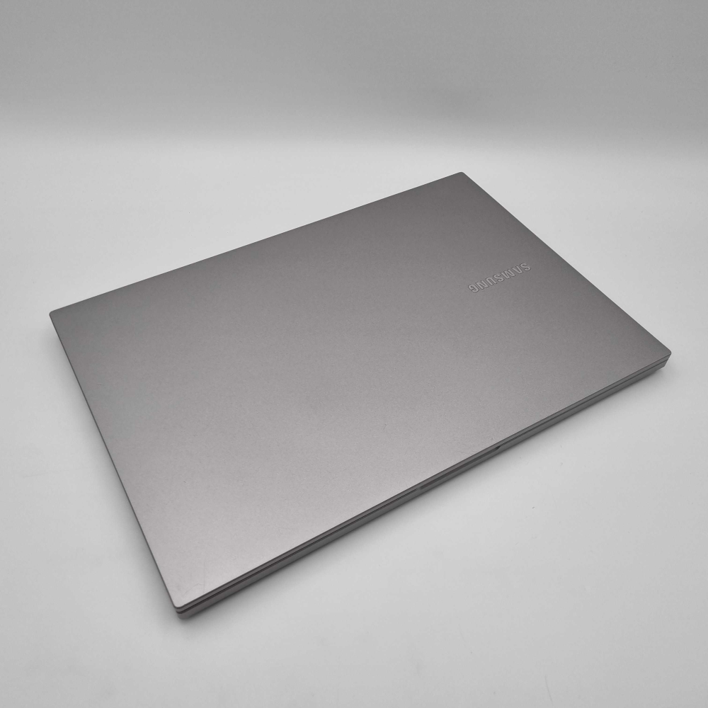 리퍼비시 삼성 i7 10TH CPU RAM 16GB 15.6인치 리퍼 노트북