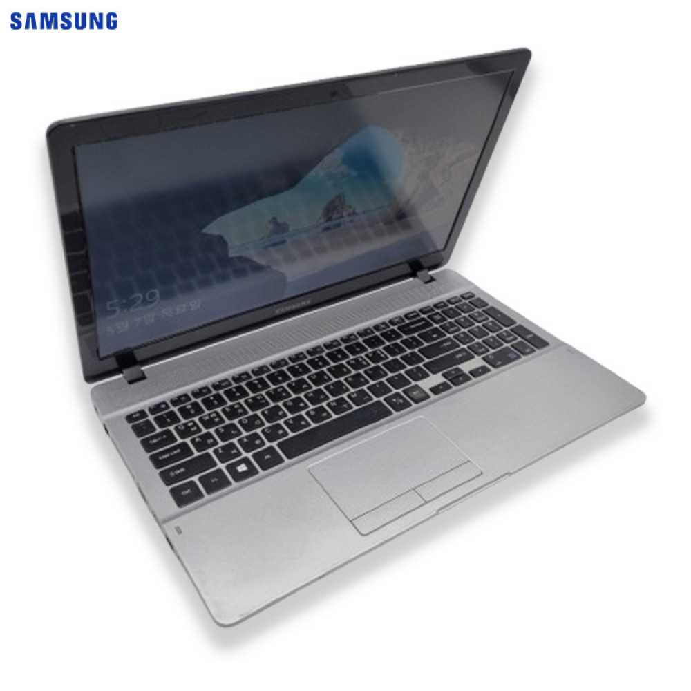 리퍼비시 삼성 블랙실버 RAM 8GB SSD 250GB 15.6인치 리퍼 노트북