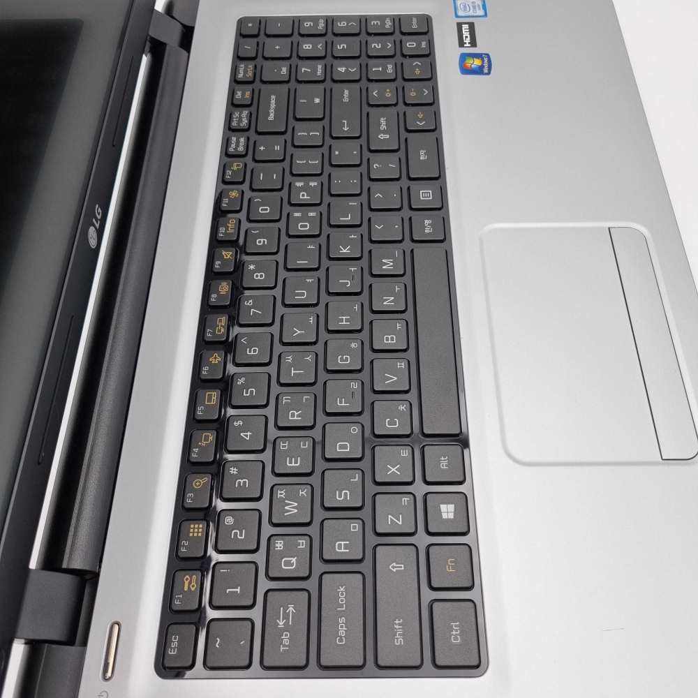 리퍼비시 LG 울트라 i5 CPU RAM 16GB 756GB 15.6인치 리퍼 노트북