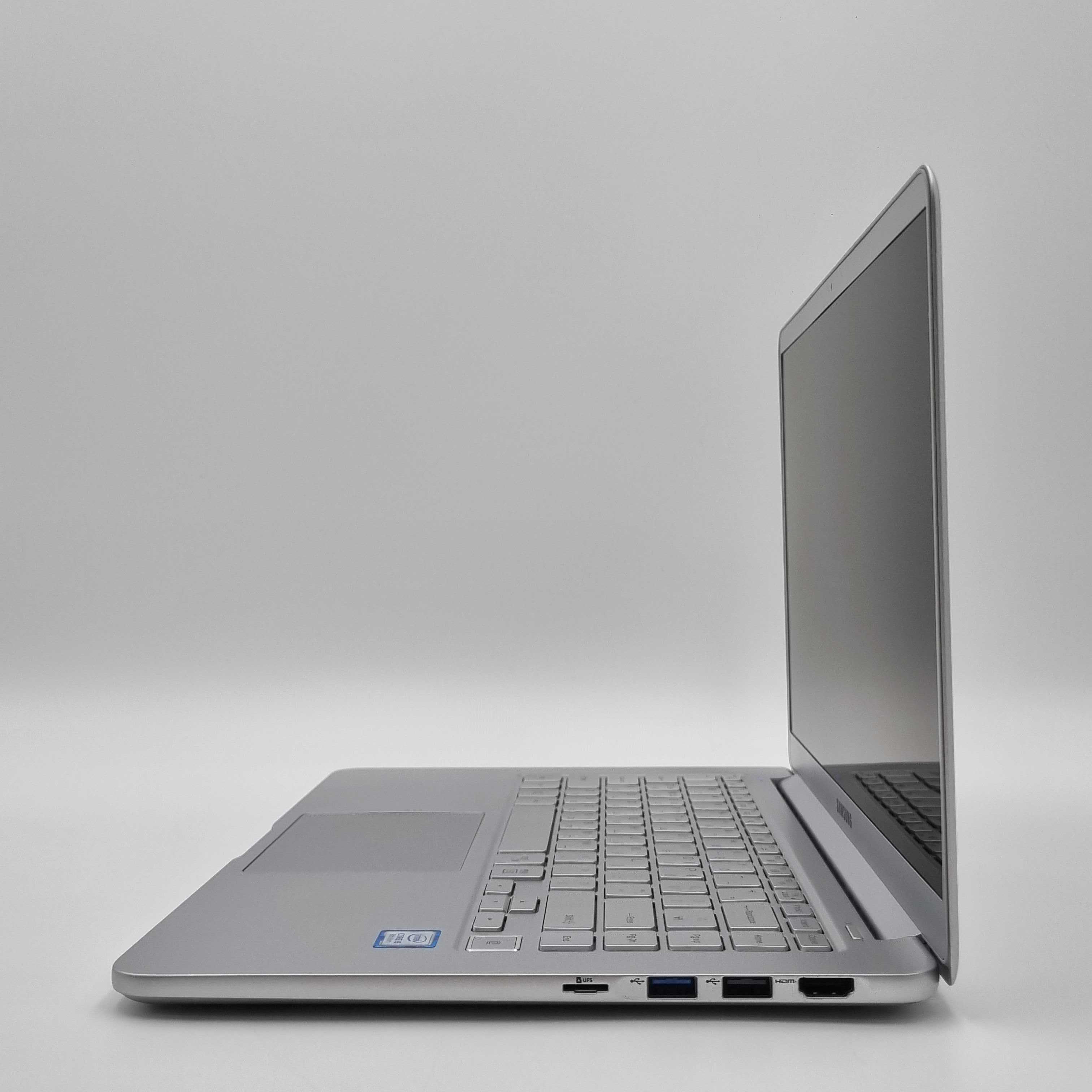 삼성 노트북 i7/i5 CPU 인텔 UHD 그래픽 15인치 슬림형 가벼운 리퍼 노트북