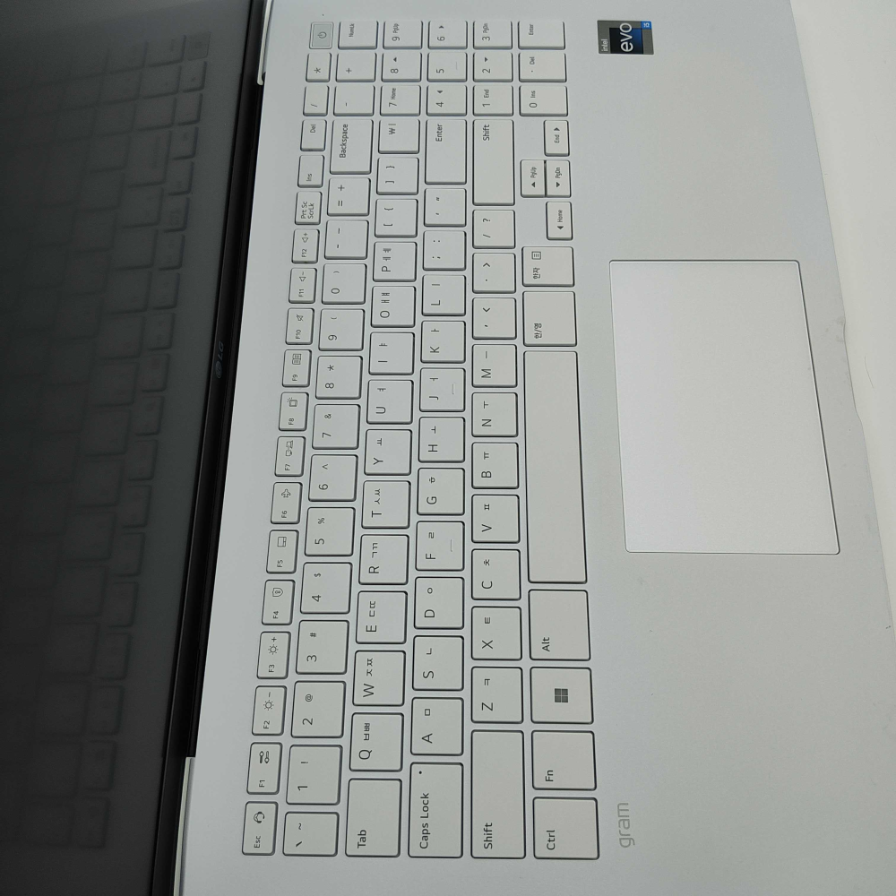 [그램풀박스패키지]LG 15인치 그램 i5 12TH RAM 16GB 512GB Iris Xe 초고성능 최신형 가벼운 WIN11 PRO