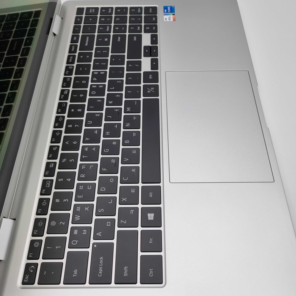 [갤럭시북풀박스패키지]리퍼비시 삼성 갤럭시북 360 i5 11TH RAM 16GB 15.6인치 터치스크린 리퍼 노트북