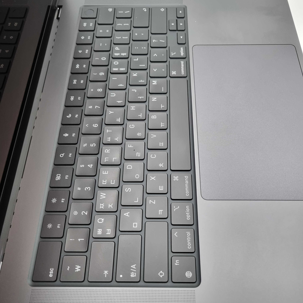리퍼비시 애플 맥북 프로 M3 RAM 18GB SSD 1TB 16인치 리퍼 노트북