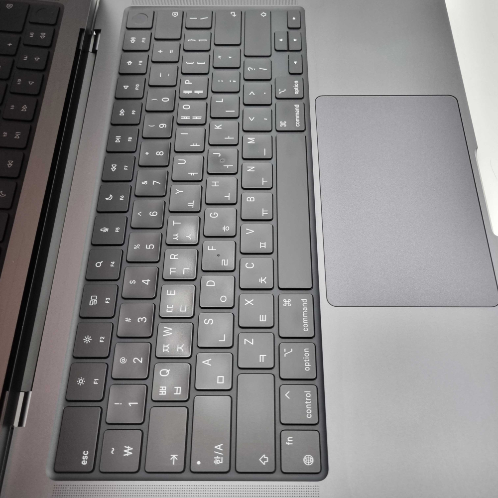 리퍼비시 애플 맥북 프로 M3 PRO RAM 18GB SSD 1TB 14인치 리퍼 노트북