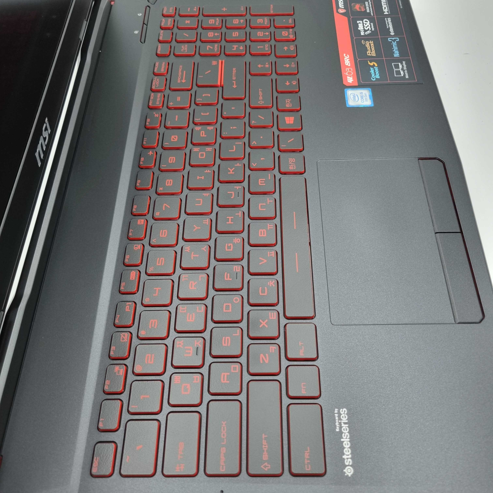 리퍼비시 MSI i5 8TH RAM 16GB GTX 1050 1.2TB 15.6인치 게이밍 리퍼 노트북