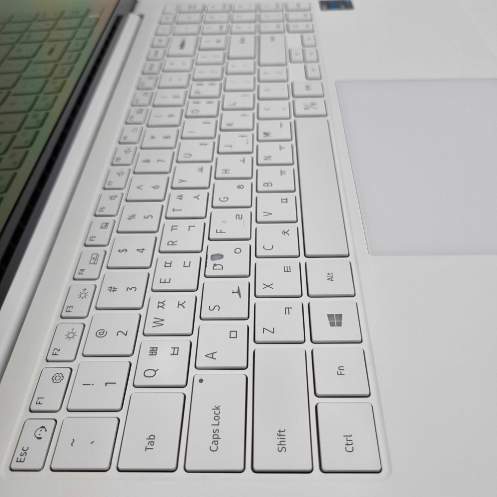 리퍼비시 삼성 갤럭시북 i7 11TH RAM 16GB SSD 512GB 15.6인치 리퍼 노트북