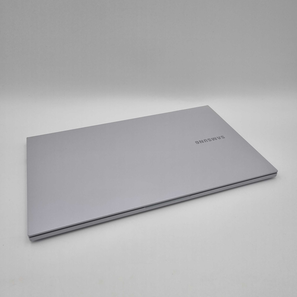 삼성 갤럭시북 i5 10TH RAM 16GB 15.6인치 리퍼 노트북