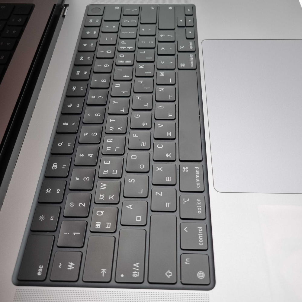 애플 맥북 프로 M1 Pro RAM 16GB 16인치 리퍼 노트북