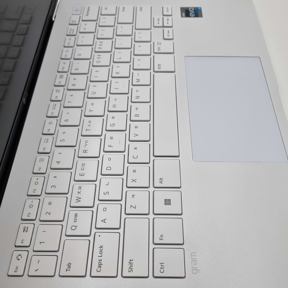 LG 14인치 그램 i5 12TH CPU RAM 16GB 초경량 리퍼 노트북