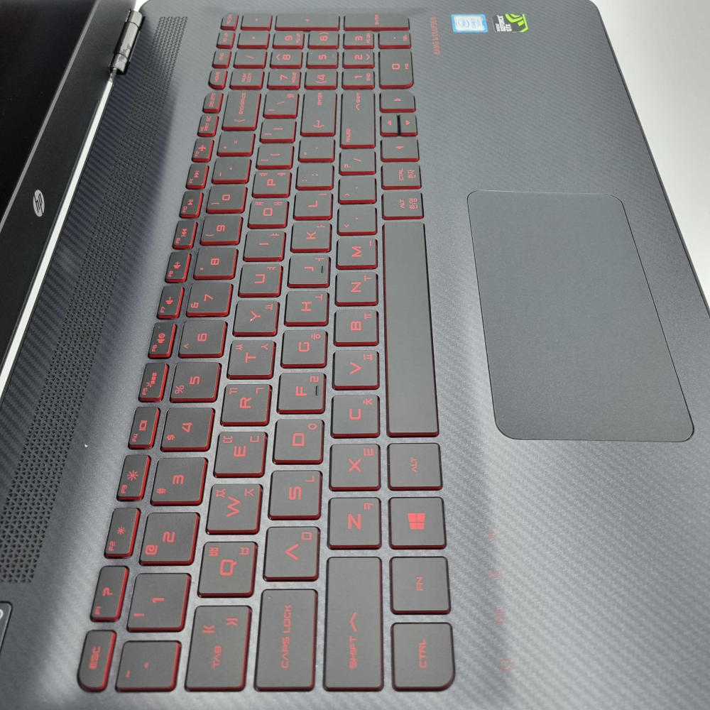 hp OMEN i7 HQ RAM 16GB GTX 1050 1.2TB 15.6인치 게이밍 리퍼 노트북