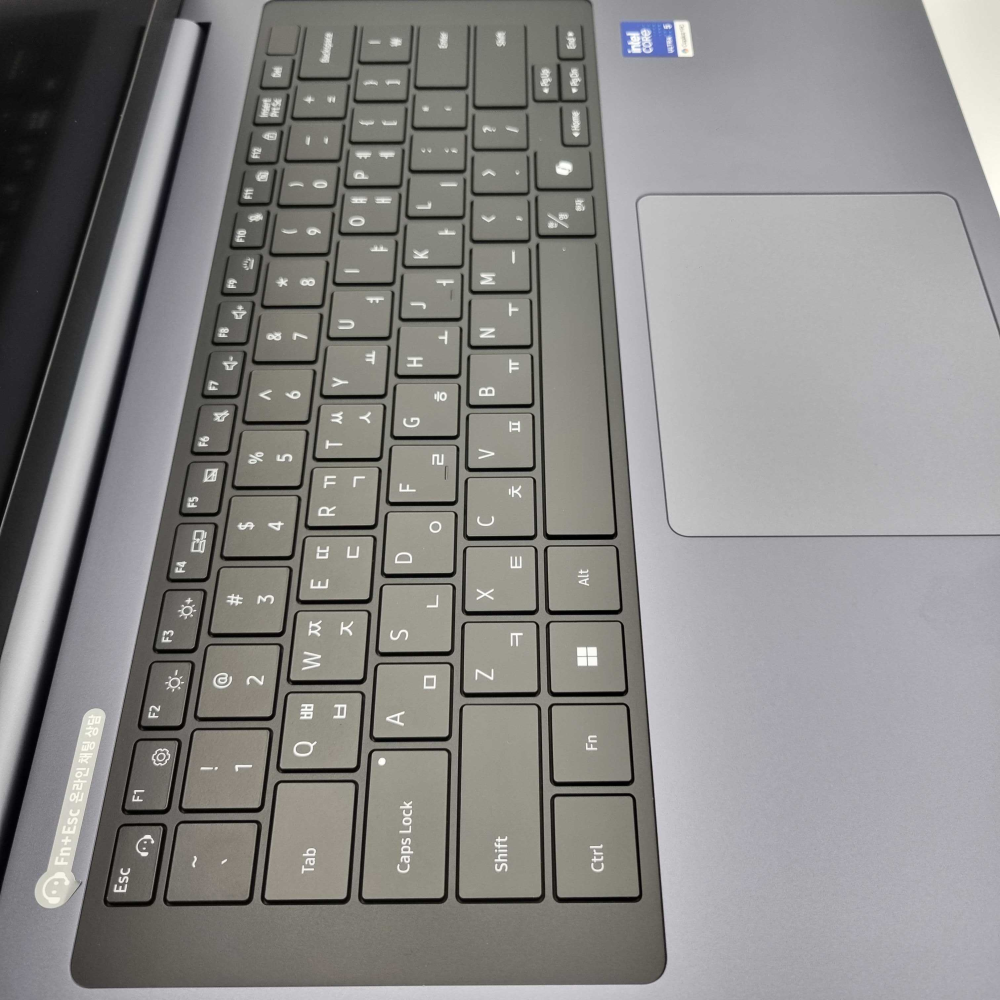 삼성 갤럭시북6 Ultra5 RAM 16GB 16인치 리퍼 노트북