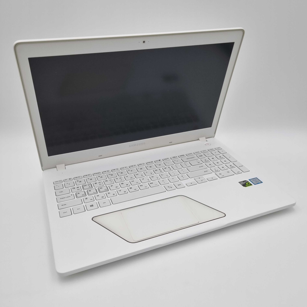 [파격특가]삼성 오디세이 i7 HQ RAM 16GB GTX 1050 1.2TB 15.6인치 게이밍 리퍼 노트북