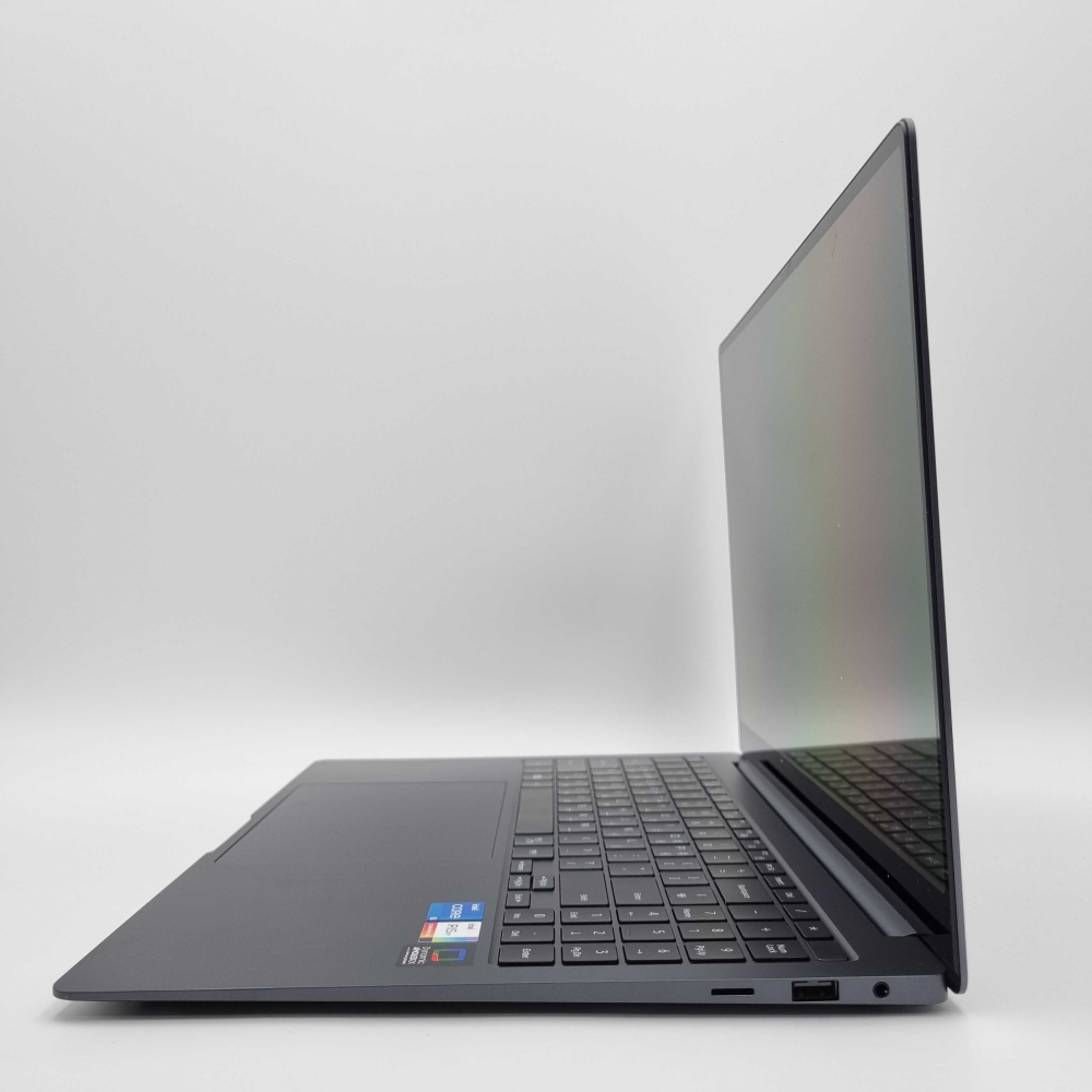 삼성 갤럭시북3 프로 i5 13TH RAM 32GB 16인치 리퍼 노트북