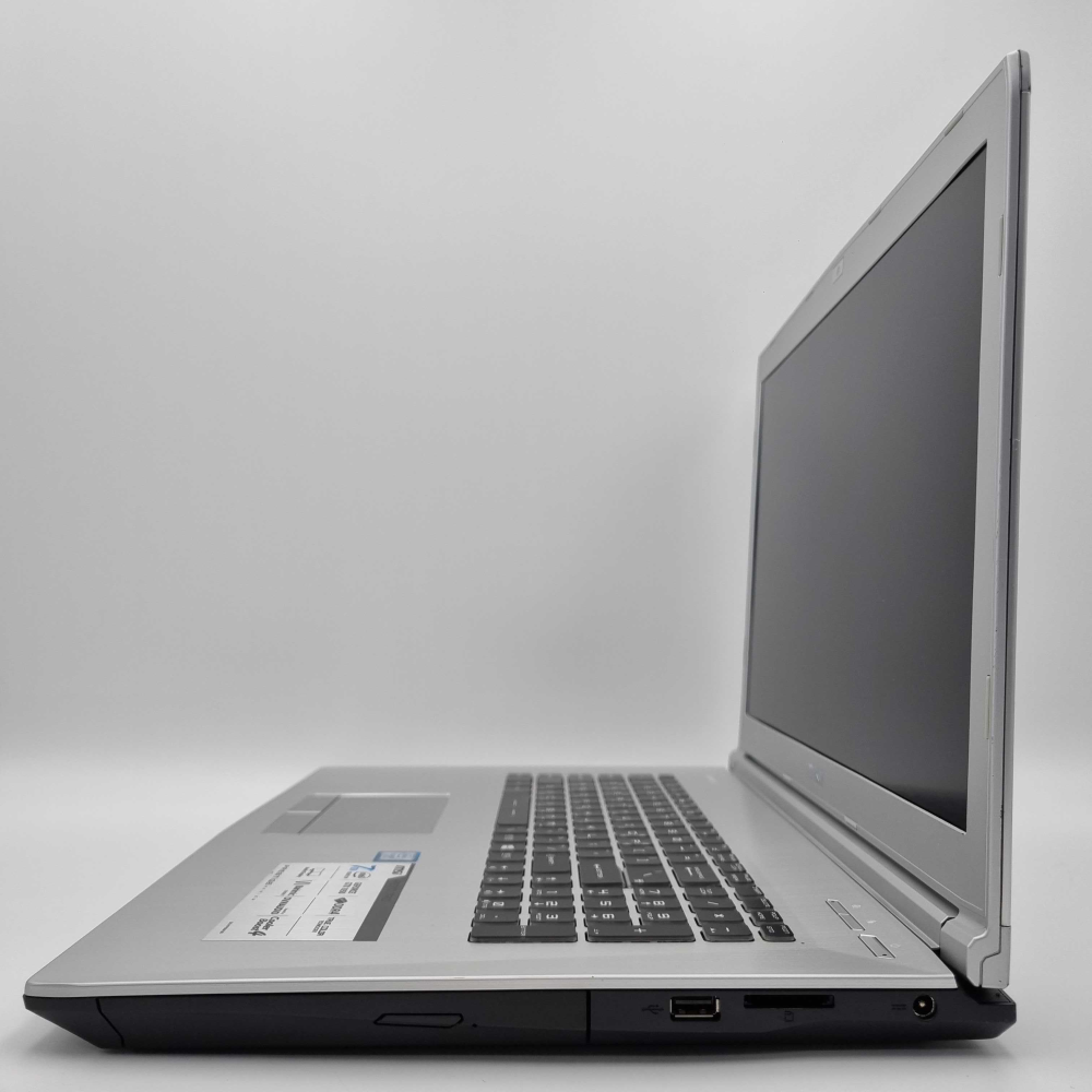 MSI i7 HQ RAM 16GB GTX 1050 1.2TB 17인치 게이밍 리퍼 노트북