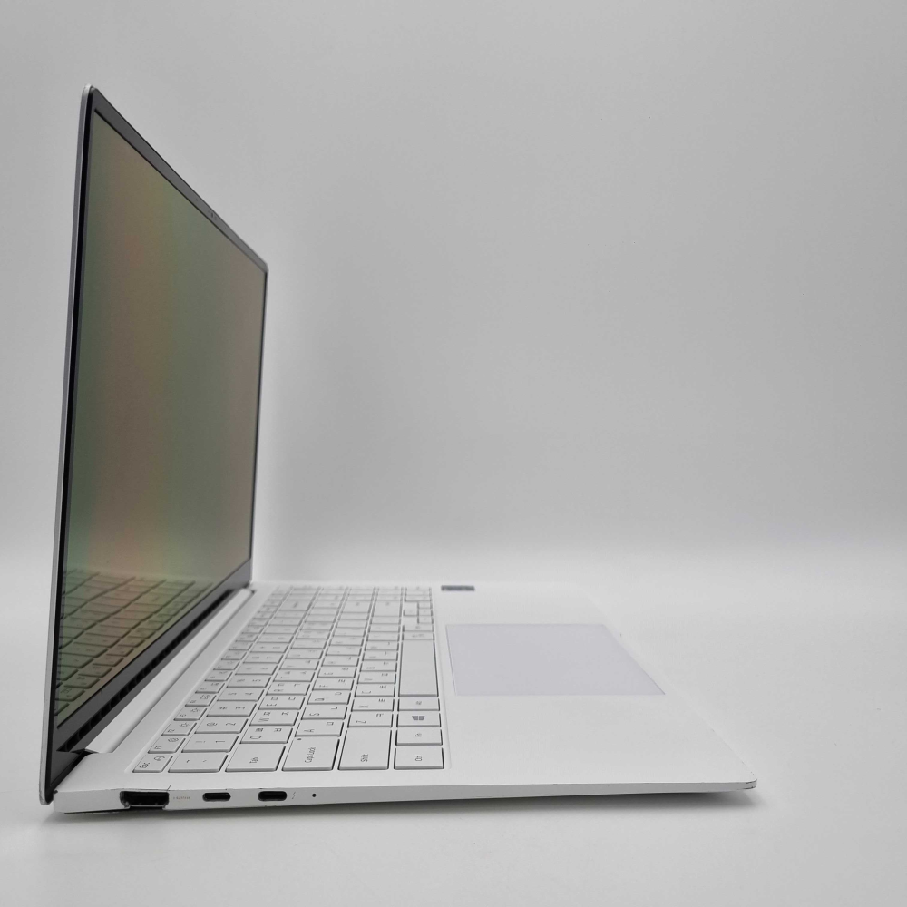 삼성 갤럭시북 프로 i7 11TH RAM 16GB 15.6인치 리퍼 노트북