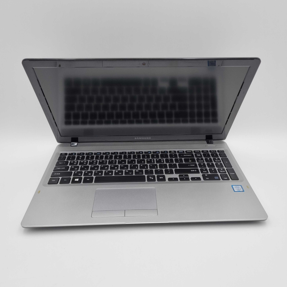 삼성 블랙실버 i5 CPU 756GB 15.6인치 리퍼 노트북