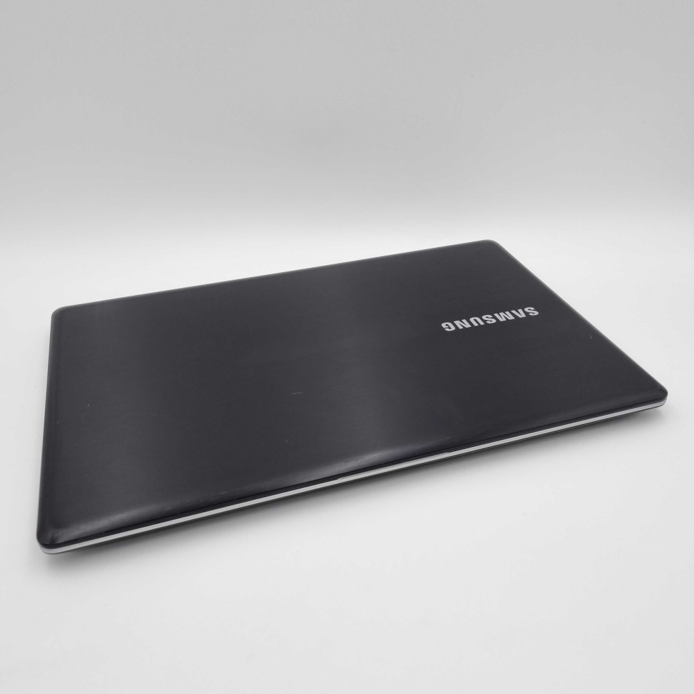 삼성 블랙실버 i5 CPU 756GB 15.6인치 리퍼 노트북