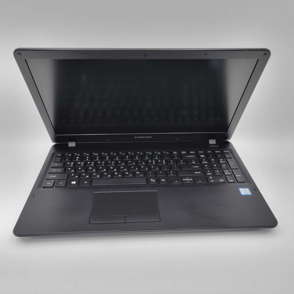 [파격특가]삼성 블랙 i5 7TH RAM 16GB 756GB 15.6인치 리퍼 노트북