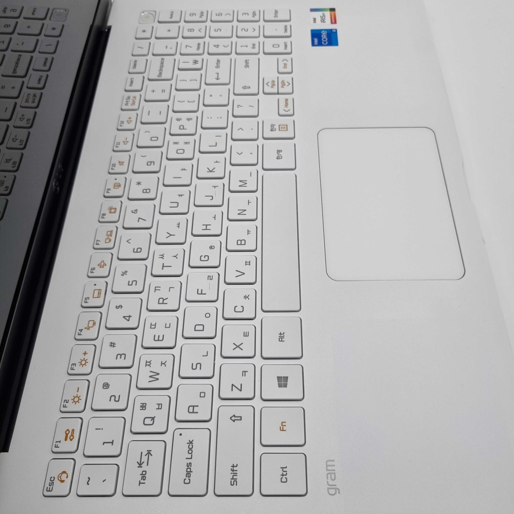 LG 15인치 그램 i5 11TH RAM 16GB SSD 512GB 가벼운 리퍼 노트북